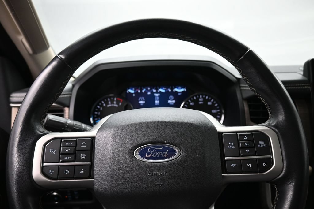 Used 2024 Ford Expedition Limited AWD/4WD image 14