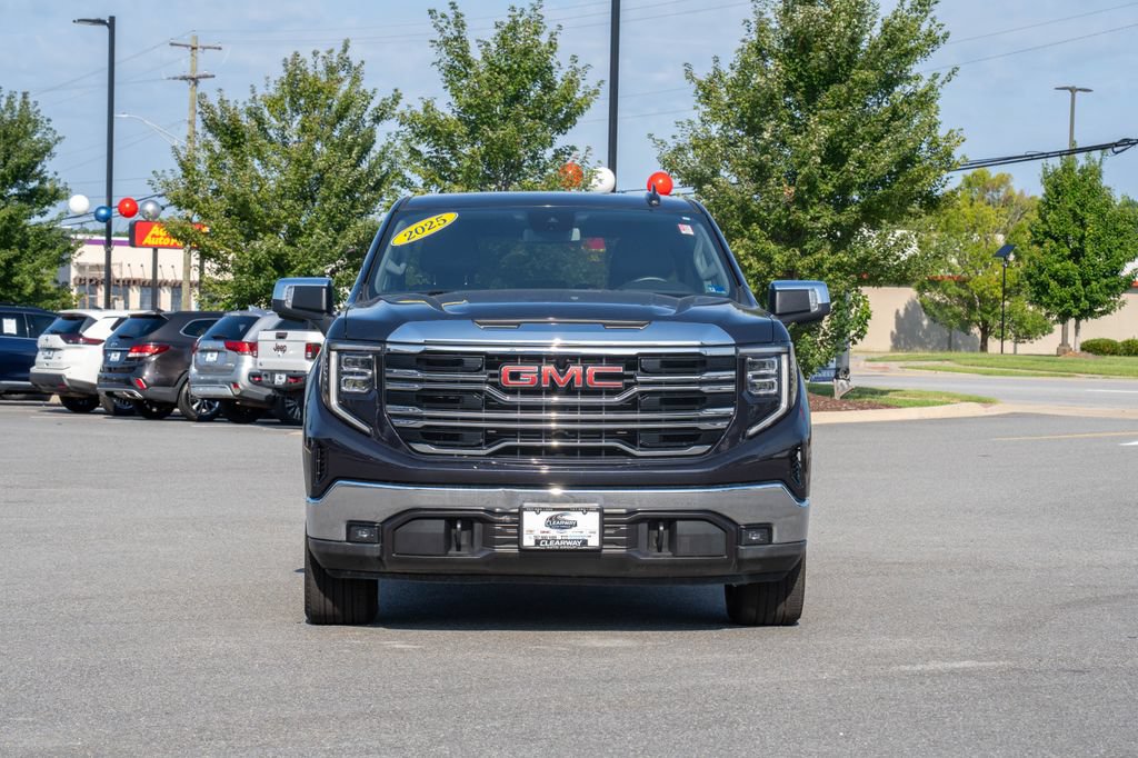 Used 2025 GMC Sierra 1500 SLT AWD/4WD image 2