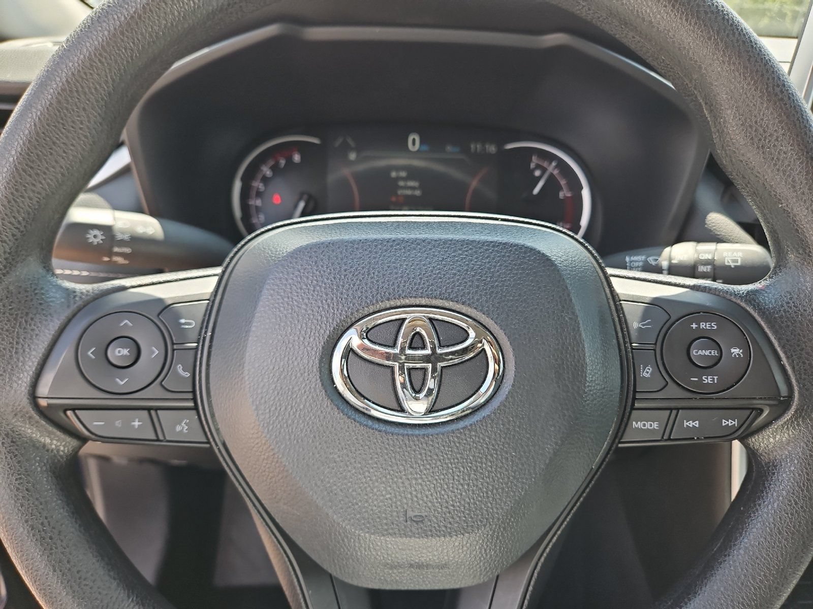 Certified 2025 Toyota RAV4 XLE AWD/4WD image 21