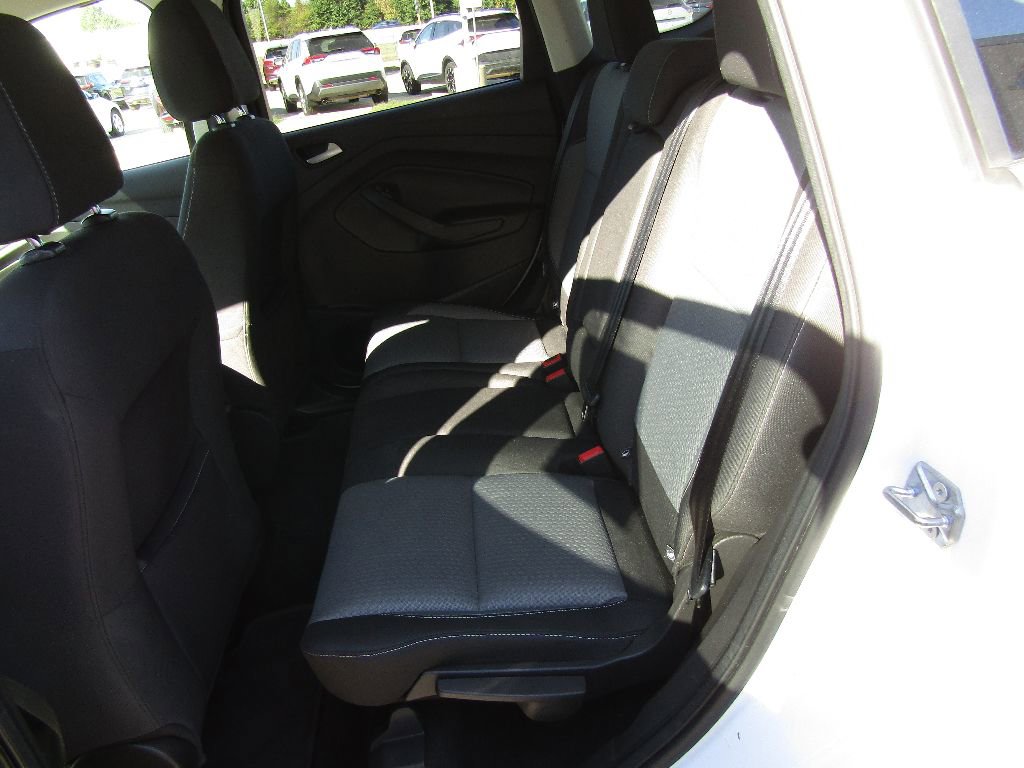 Used 2017 Ford Escape SE image 13