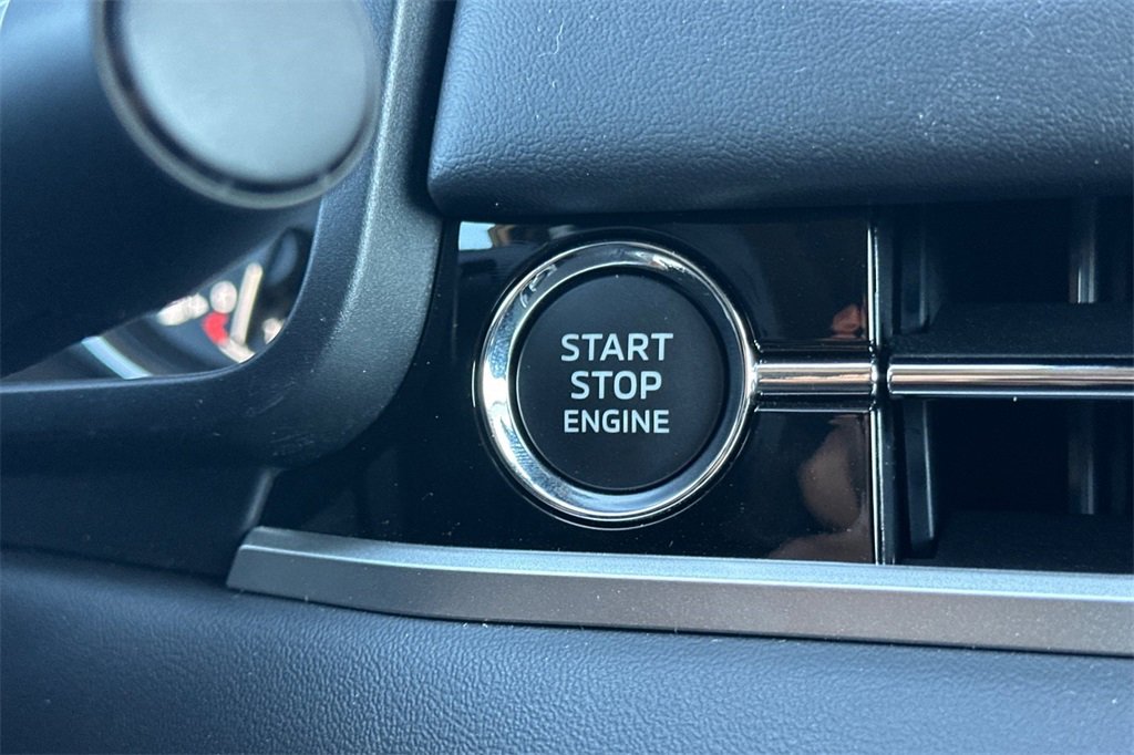 New 2025 Mitsubishi Outlander AWD image 23