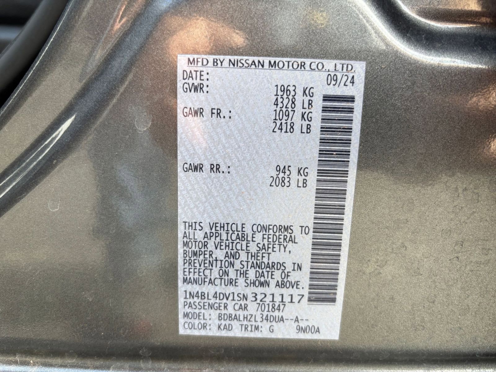 Used 2025 Nissan Altima 2.5 SV FWD image 30