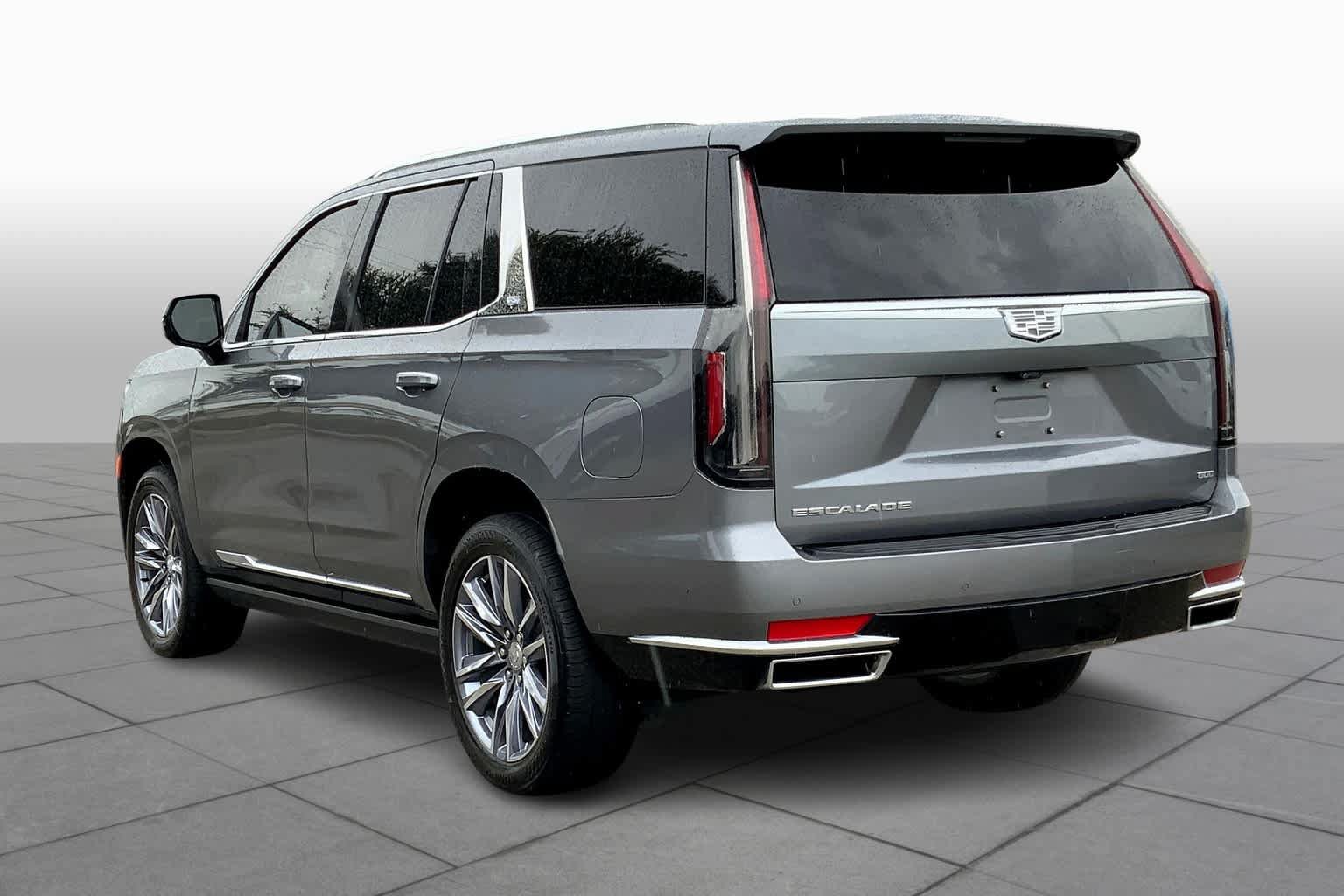 Used 2021 Cadillac Escalade Premium Luxury w/ Driver Assist Tech Package AWD/4WD image 12