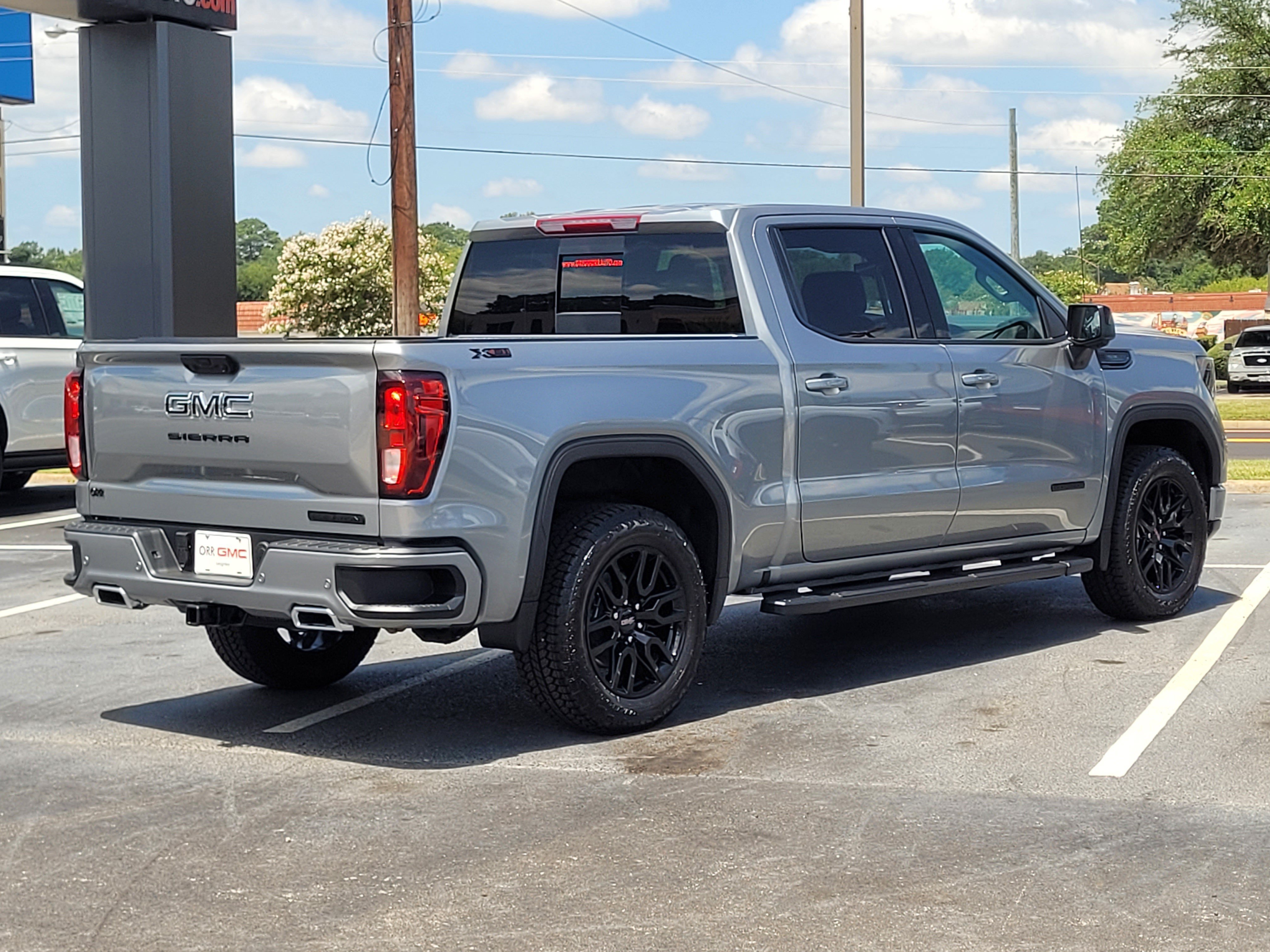 New 2026 GMC Sierra 1500 Elevation w/ Elevation Premium Package AWD/4WD image 4