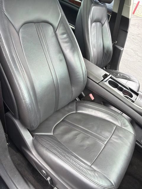 Used 2014 Lincoln MKZ AWD image 21