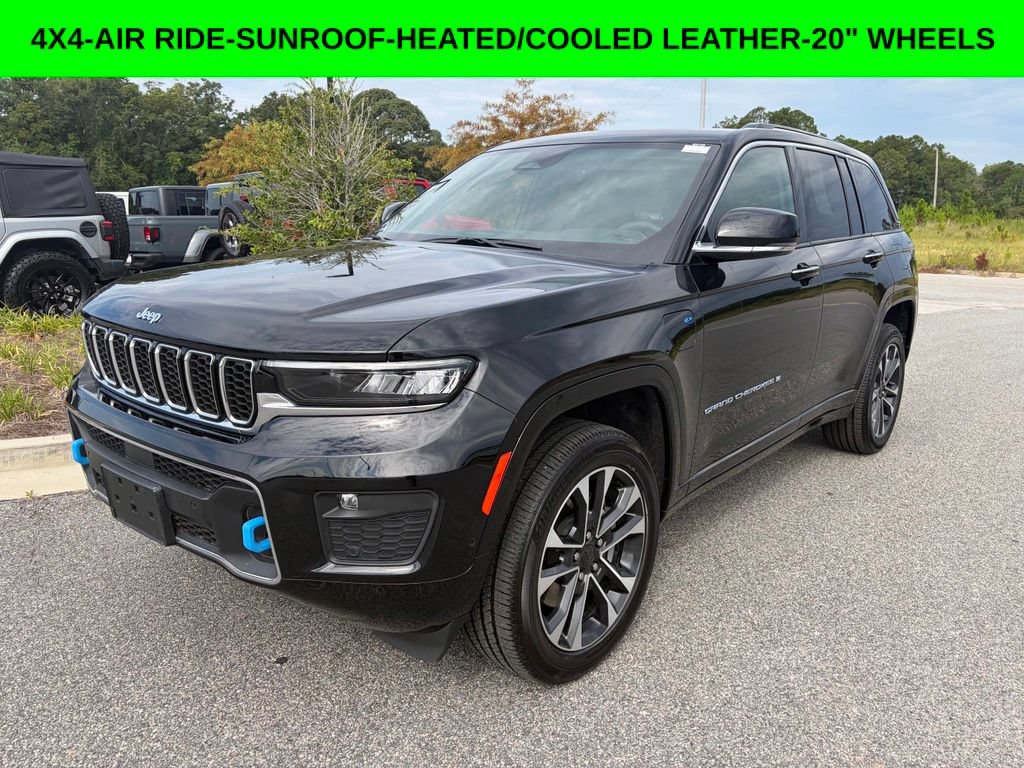 Used 2022 Jeep Grand Cherokee Overland AWD/4WD image 1
