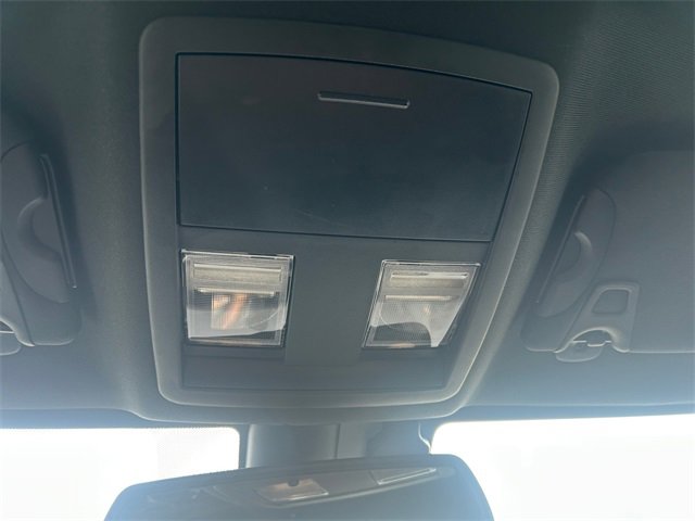 Used 2022 Dodge Challenger SXT image 18