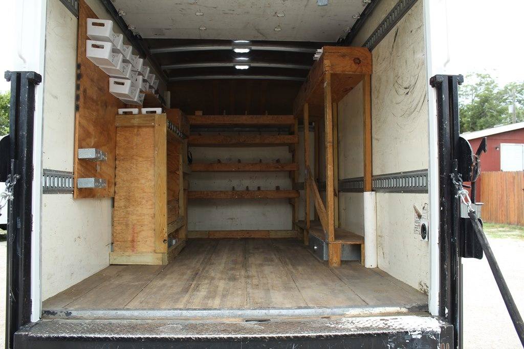 Used 2019 Chevrolet Express 3500 w/ Power Convenience Package RWD image 12