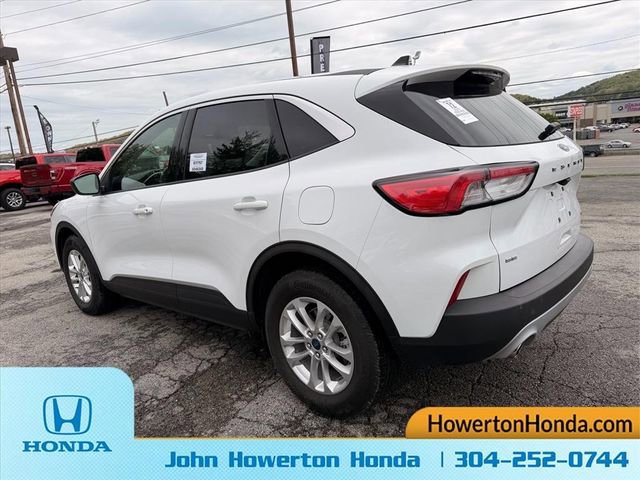 Used 2022 Ford Escape SE w/ Cold Weather Package AWD/4WD image 7