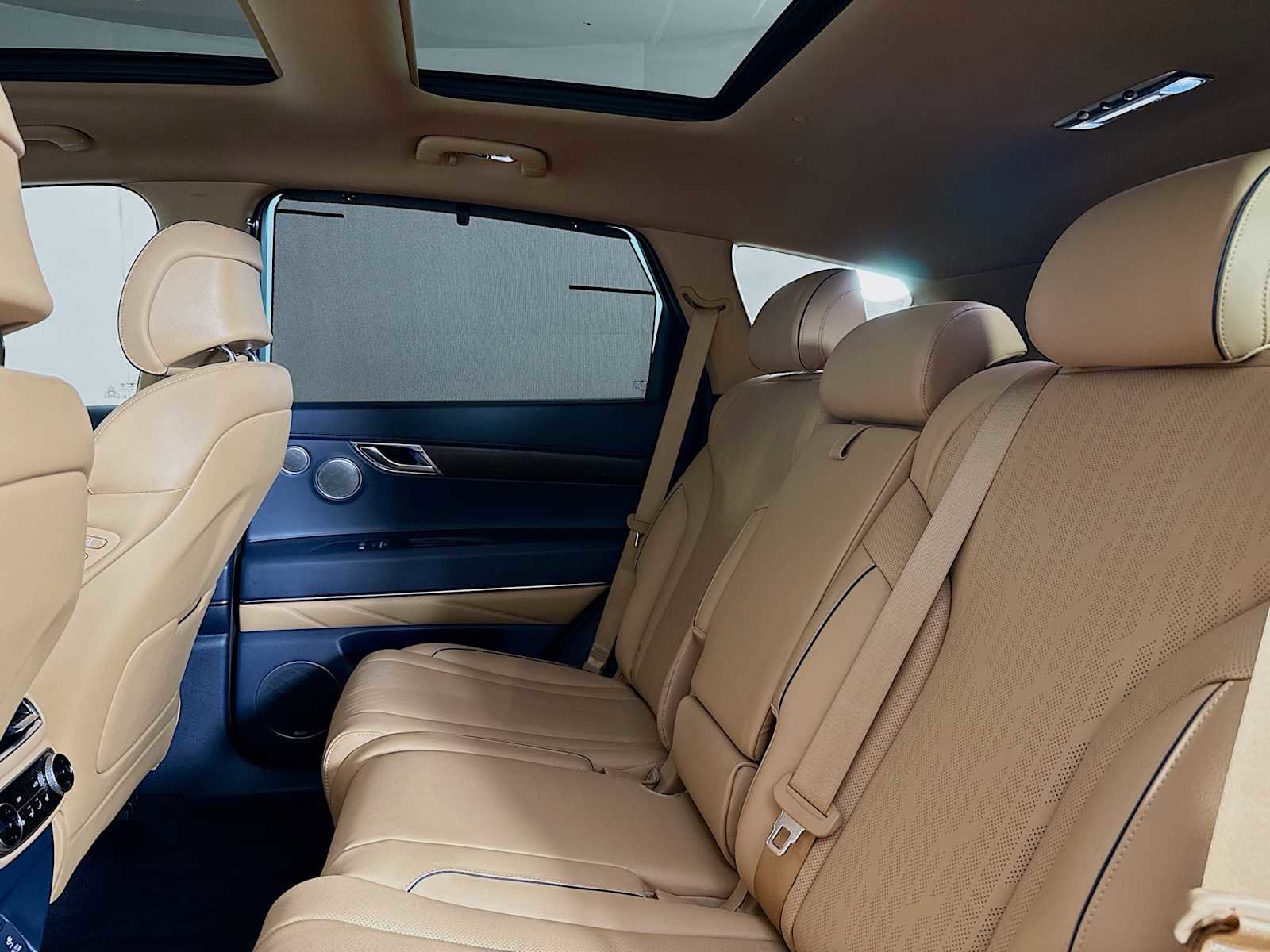 Used 2023 Genesis GV80 2.5T w/ Prestige Package image 22