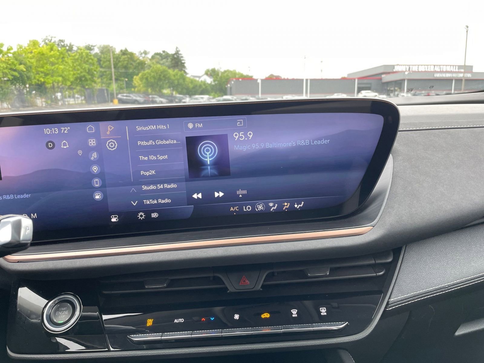 Used 2024 Buick Envision Sport Touring image 21