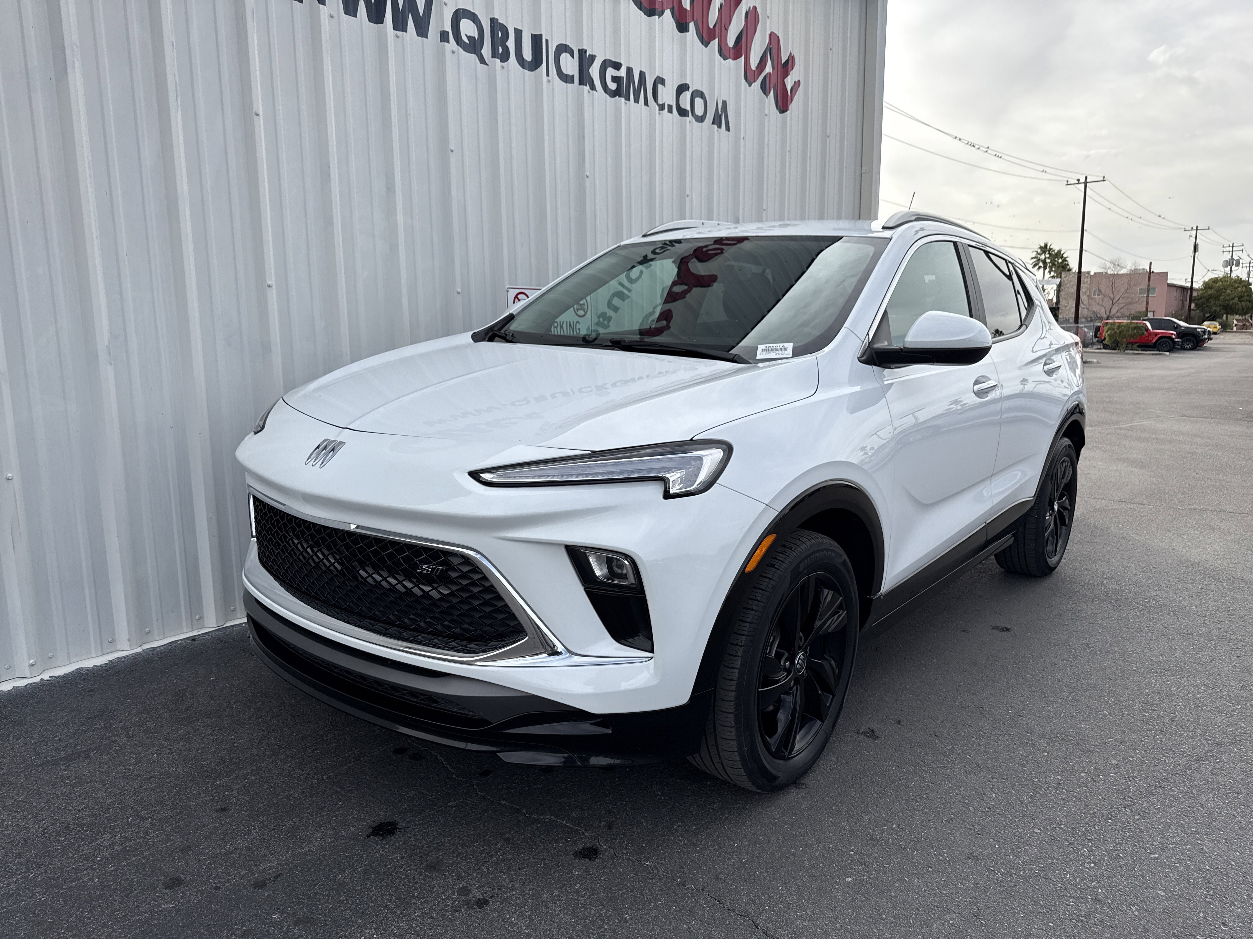 Used 2024 Buick Encore GX Sport Touring image 7