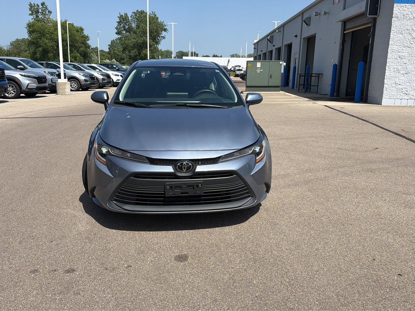 Used 2024 Toyota Corolla LE FWD image 9