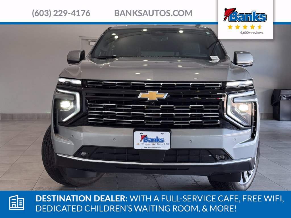 Certified 2025 Chevrolet Suburban High Country AWD/4WD image 3