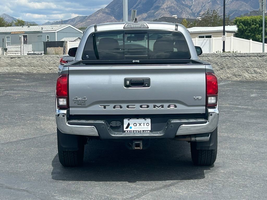 Used 2019 Toyota Tacoma SR5 AWD/4WD image 6