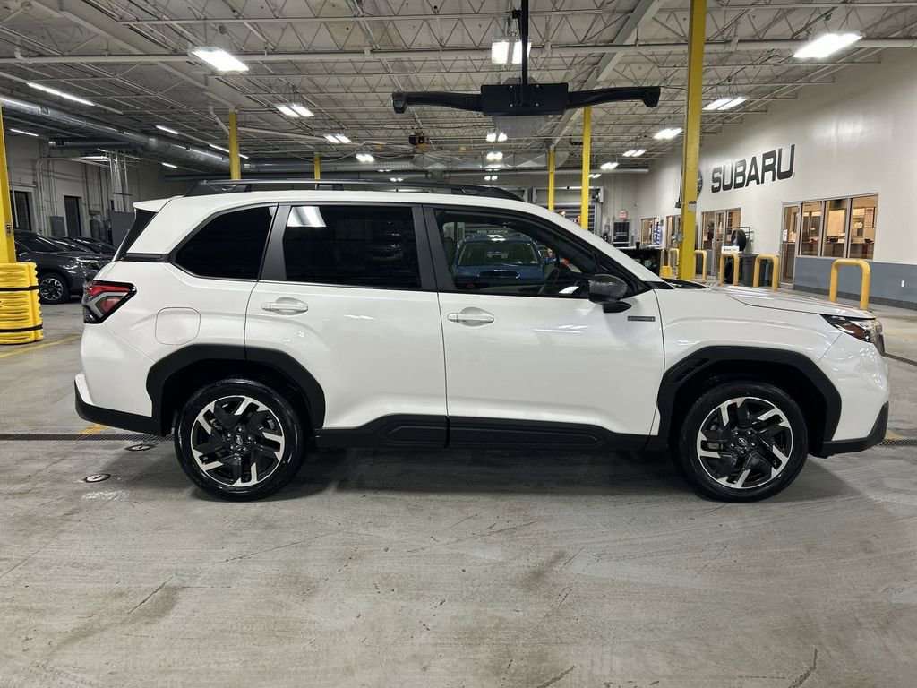 Certified 2025 Subaru Forester Premium image 9