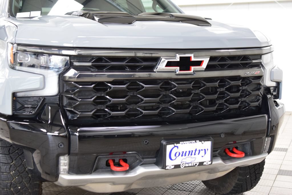 Used 2025 Chevrolet Silverado 1500 ZR2 w/ Technology Package AWD/4WD image 13