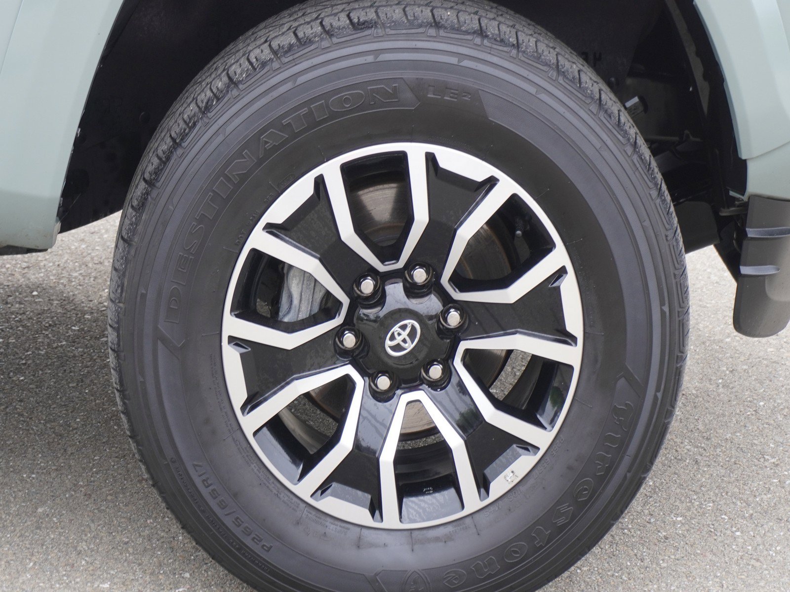 Used 2023 Toyota Tacoma TRD Sport w/ Advanced Technology Package image 5