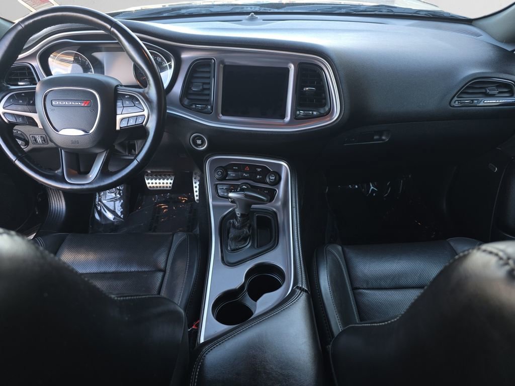 Used 2019 Dodge Challenger SXT w/ Plus Package image 12