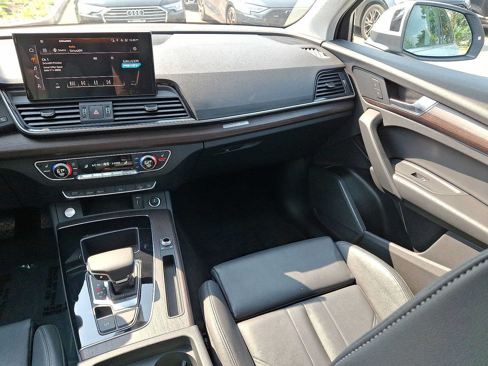 Certified 2024 Audi Q5 2.0T Premium w/ Convenience Package AWD/4WD image 11