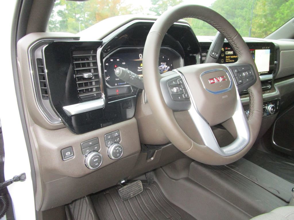 New 2026 GMC Sierra 2500 SLE w/ SLE Value Package; image 39