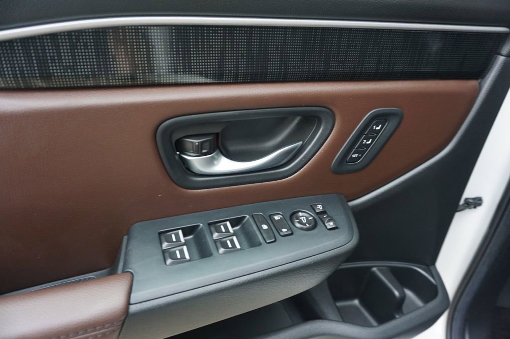 Used 2024 Honda Pilot Elite image 4
