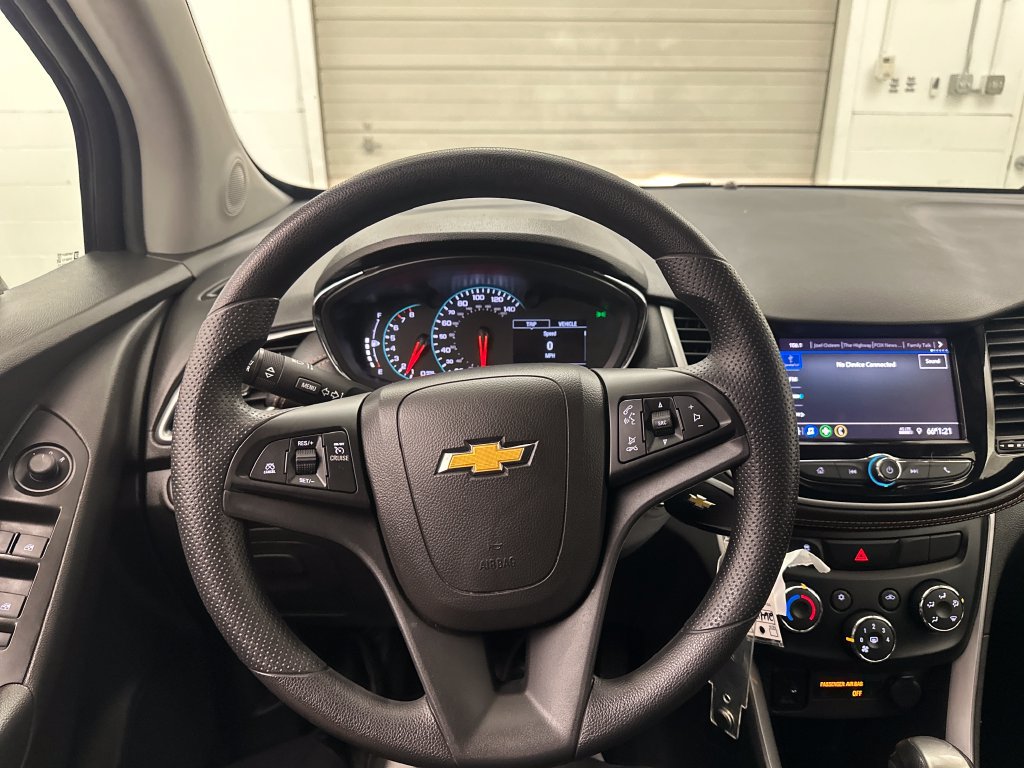 Certified 2020 Chevrolet Trax LT FWD image 14