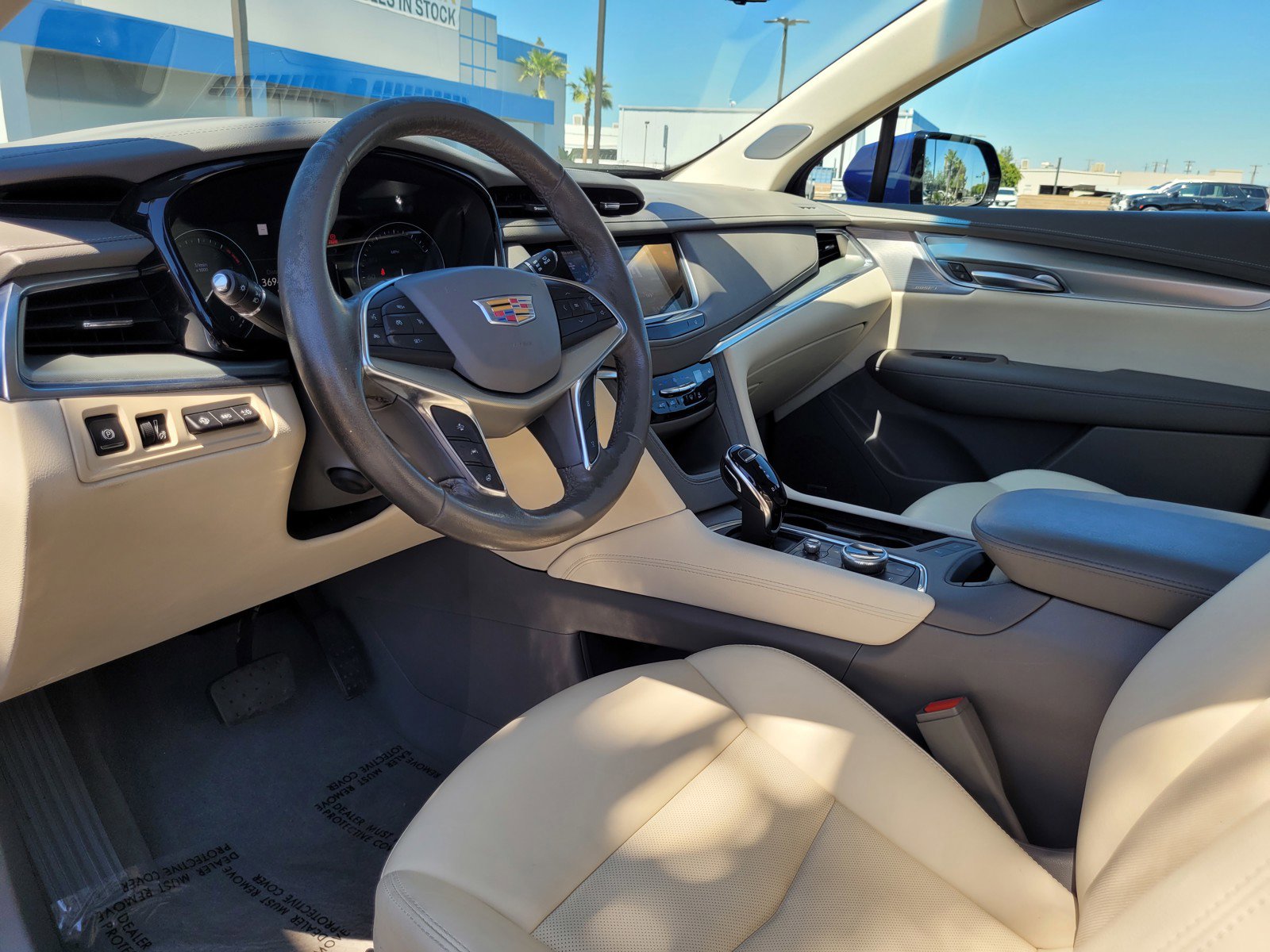 Certified 2023 Cadillac XT5 Premium Luxury w/ Technology Package image 9