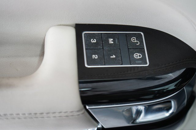 Used 2013 Land Rover Range Rover Supercharged AWD/4WD image 43