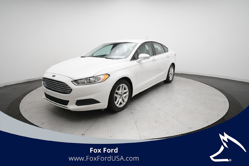 Used 2016 Ford Fusion SE