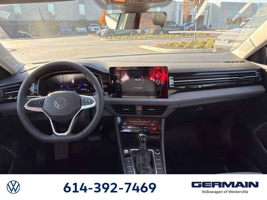 New 2026 Volkswagen Jetta SE FWD image 18