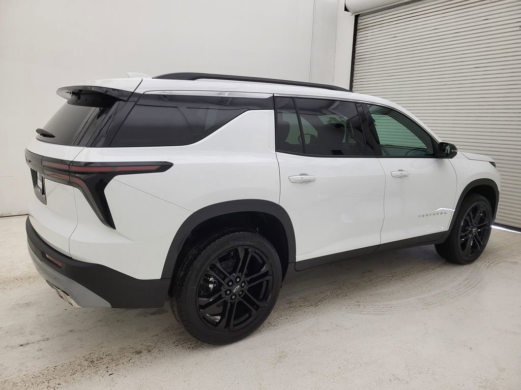 New 2026 Chevrolet Traverse LT w/ Driver Confidence Package FWD image 14