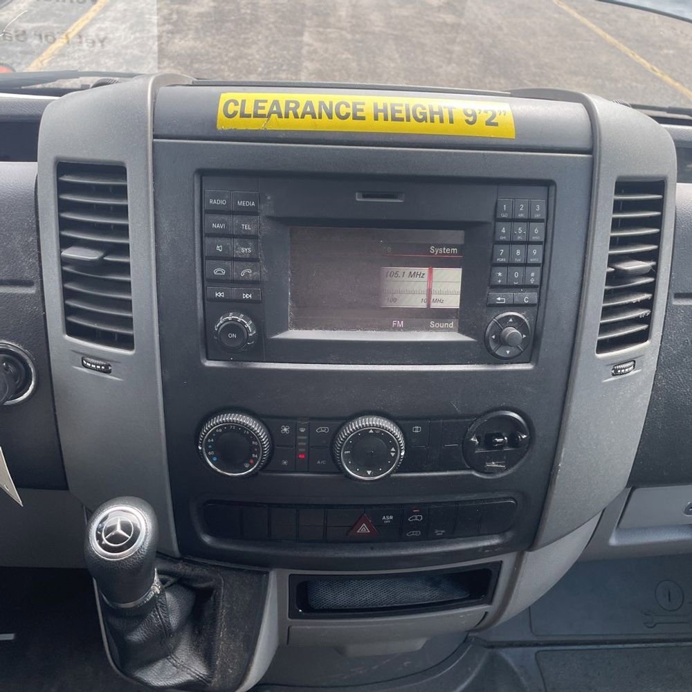 Used 2018 Mercedes-Benz Sprinter 2500 image 8