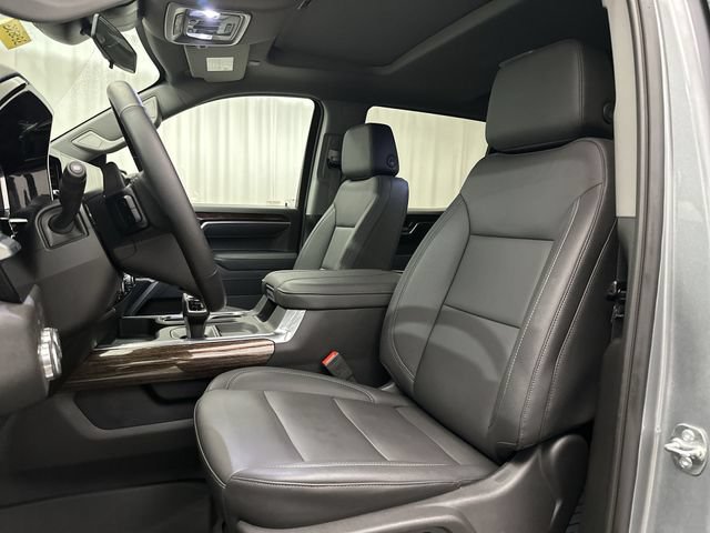 Used 2026 GMC Sierra 1500 Elevation w/ Elevation Premium Package AWD/4WD image 15