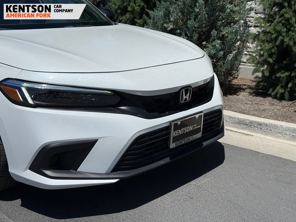 Used 2023 Honda Civic Sport image 11