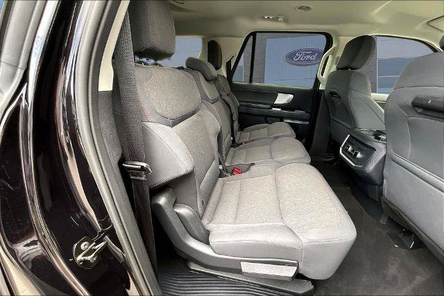 Used 2025 Ford Expedition Max Active RWD image 25