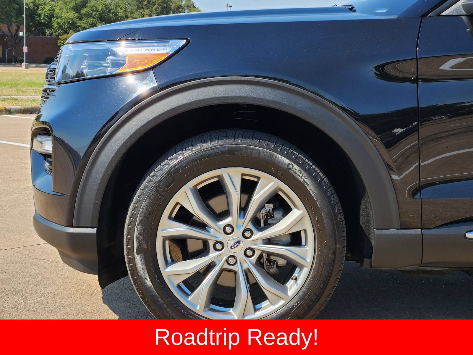 Used 2024 Ford Explorer XLT w/ Equipment Group 202A AWD/4WD image 8