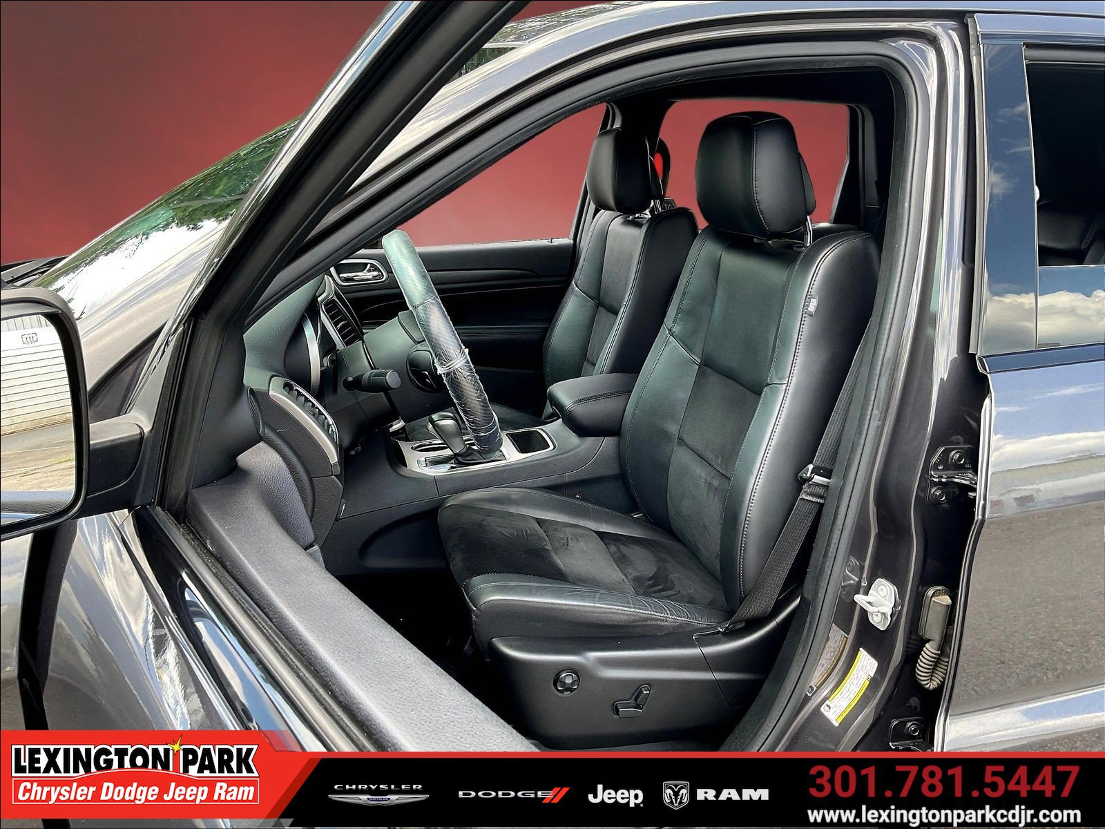 Used 2018 Jeep Grand Cherokee Altitude AWD/4WD image 20