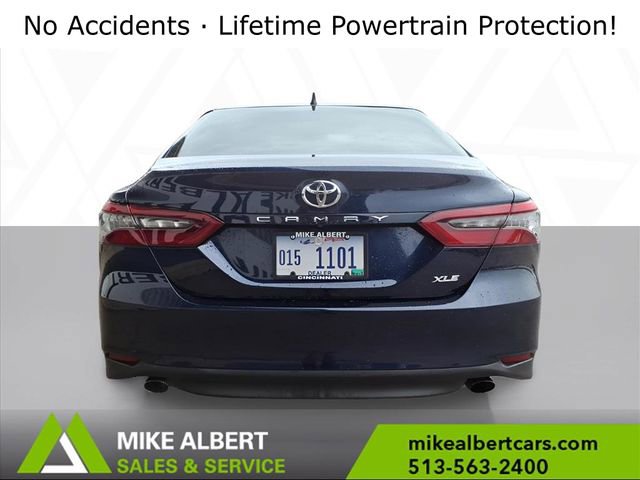 Used 2022 Toyota Camry XLE image 6