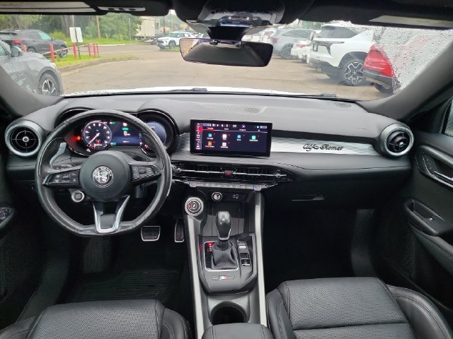 Used 2024 Alfa Romeo Tonale Veloce w/ Active Assist Package AWD/4WD image 12