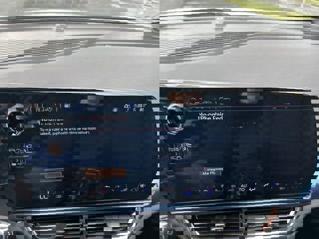 New 2025 Chevrolet Equinox EV LT image 10