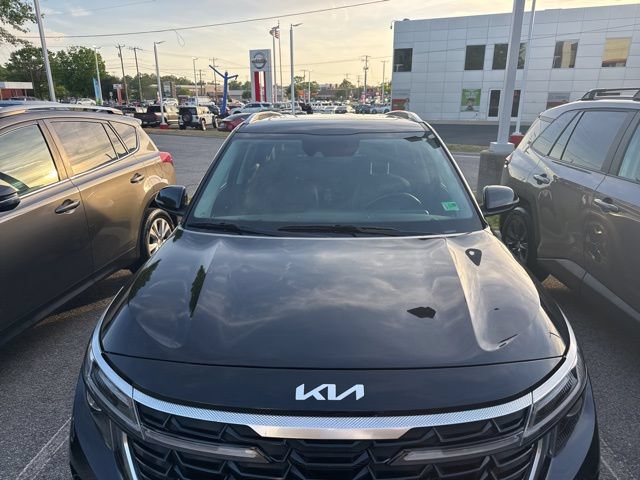 Used 2024 Kia Seltos EX AWD/4WD image 21