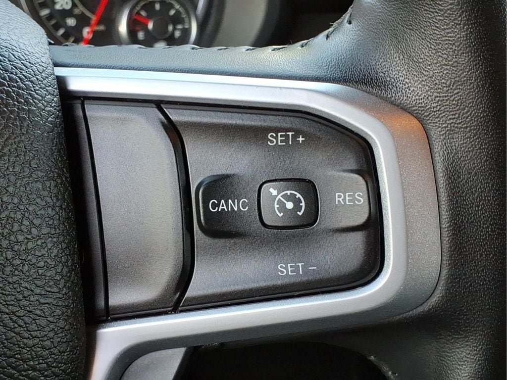 Used 2023 RAM 1500 Big Horn AWD/4WD image 23
