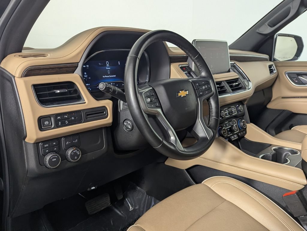 Used 2024 Chevrolet Tahoe Premier AWD/4WD image 10