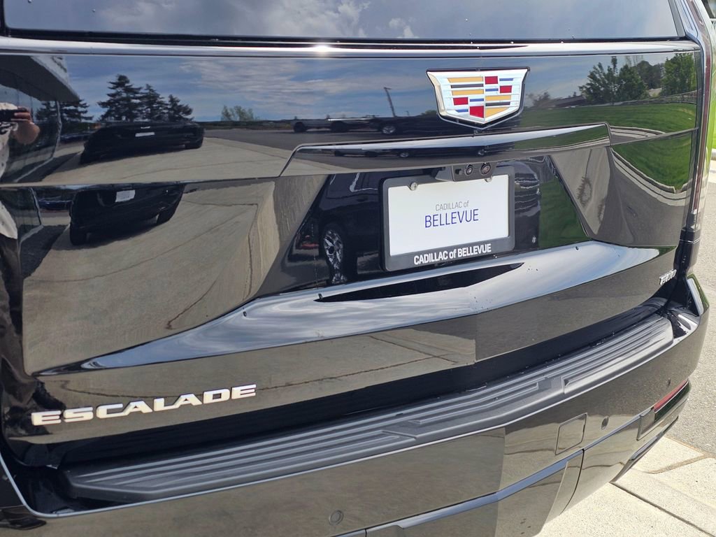 New 2026 Cadillac Escalade ESV Sport AWD/4WD image 15