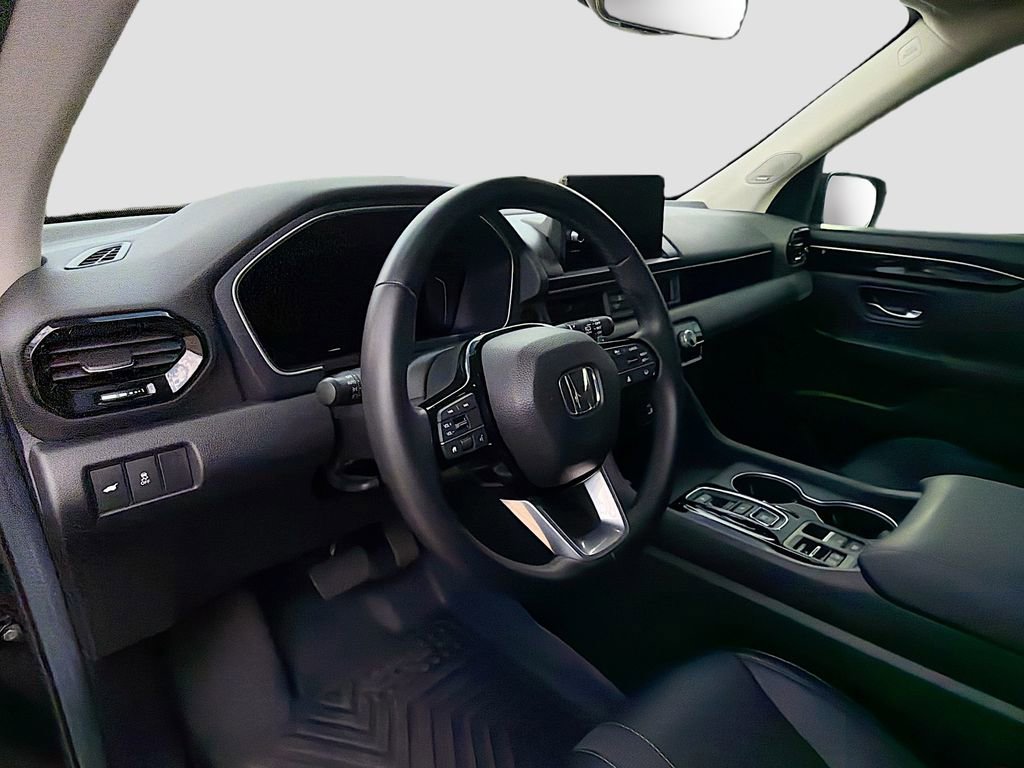 Used 2025 Honda Pilot Touring image 9