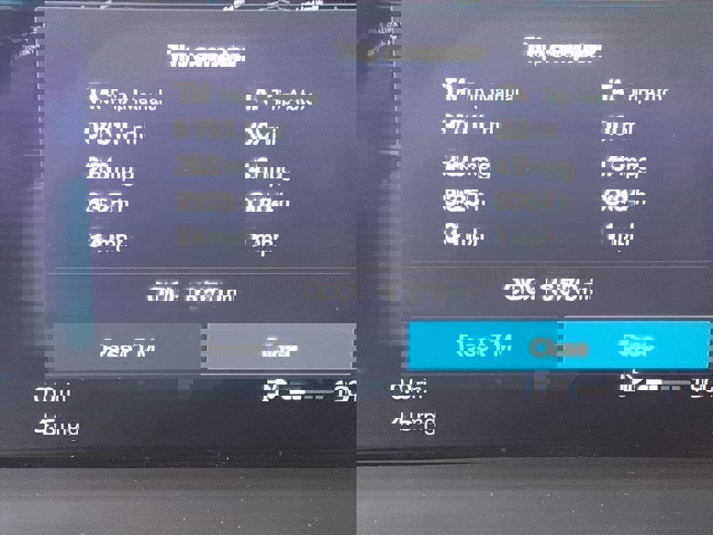 Certified 2023 Volvo XC60 B5 Plus w/ Climate Package image 29