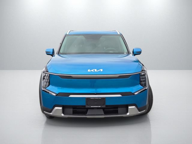 New 2026 Kia EV9 Wind AWD/4WD image 2
