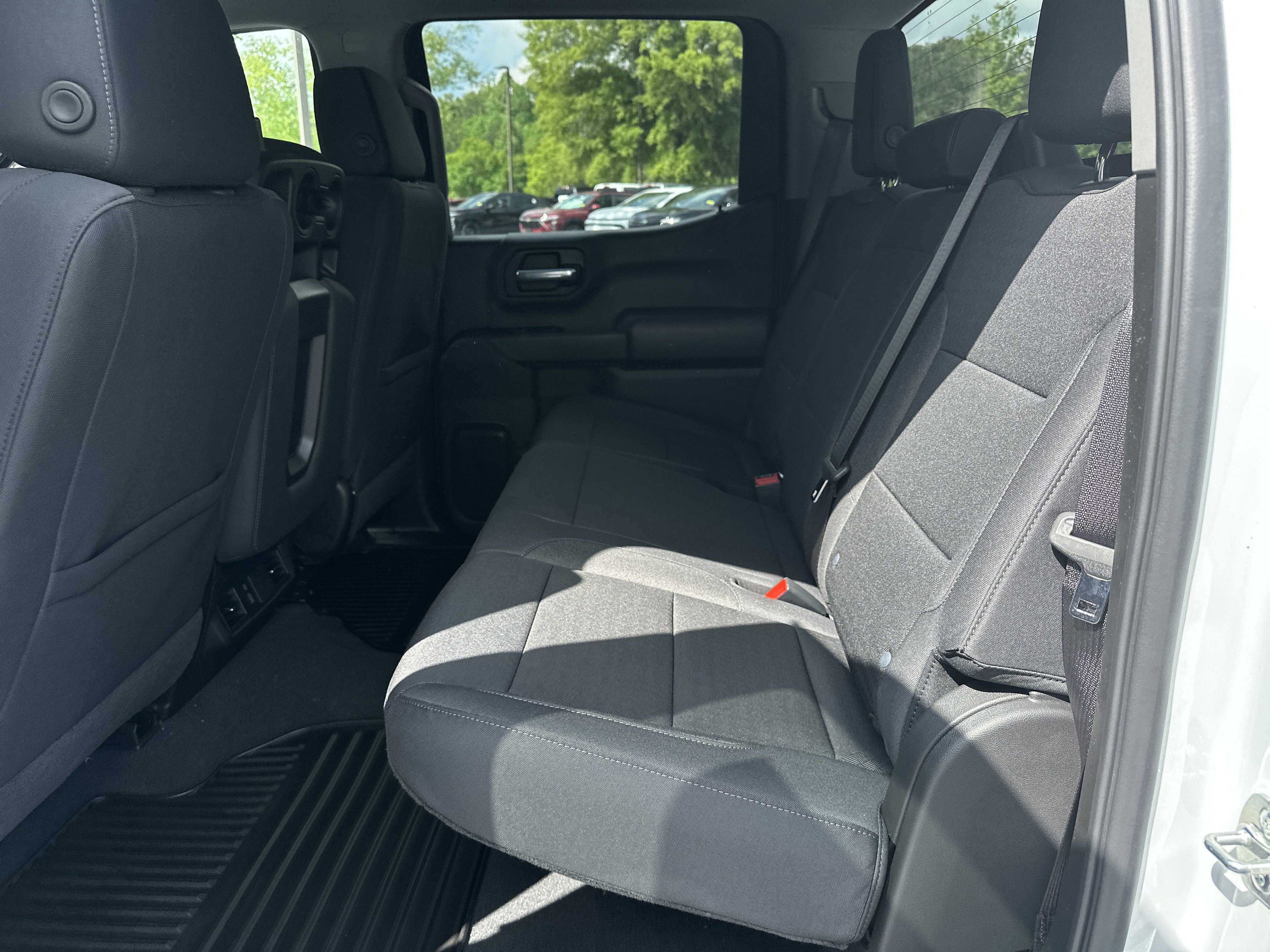 New 2025 Chevrolet Silverado 1500 Custom image 18