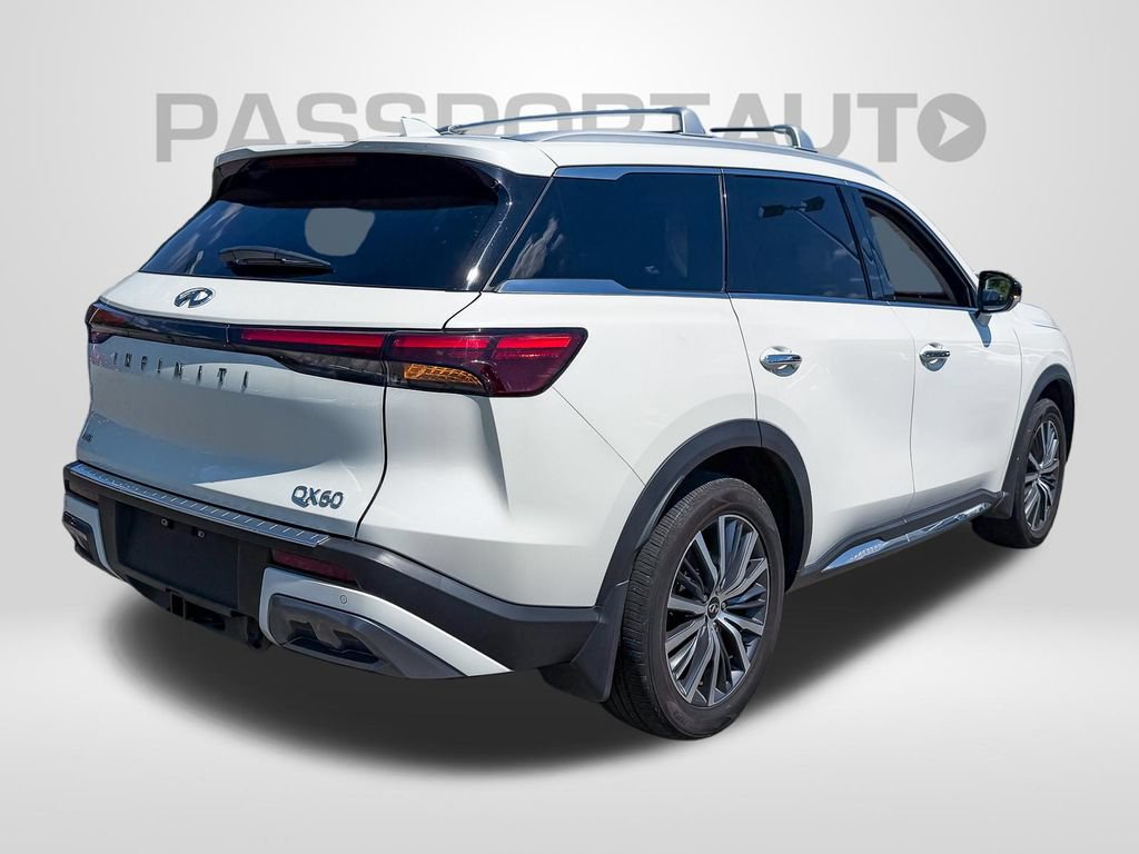 Used 2023 INFINITI QX60 Sensory w/ Vision Package AWD/4WD image 5